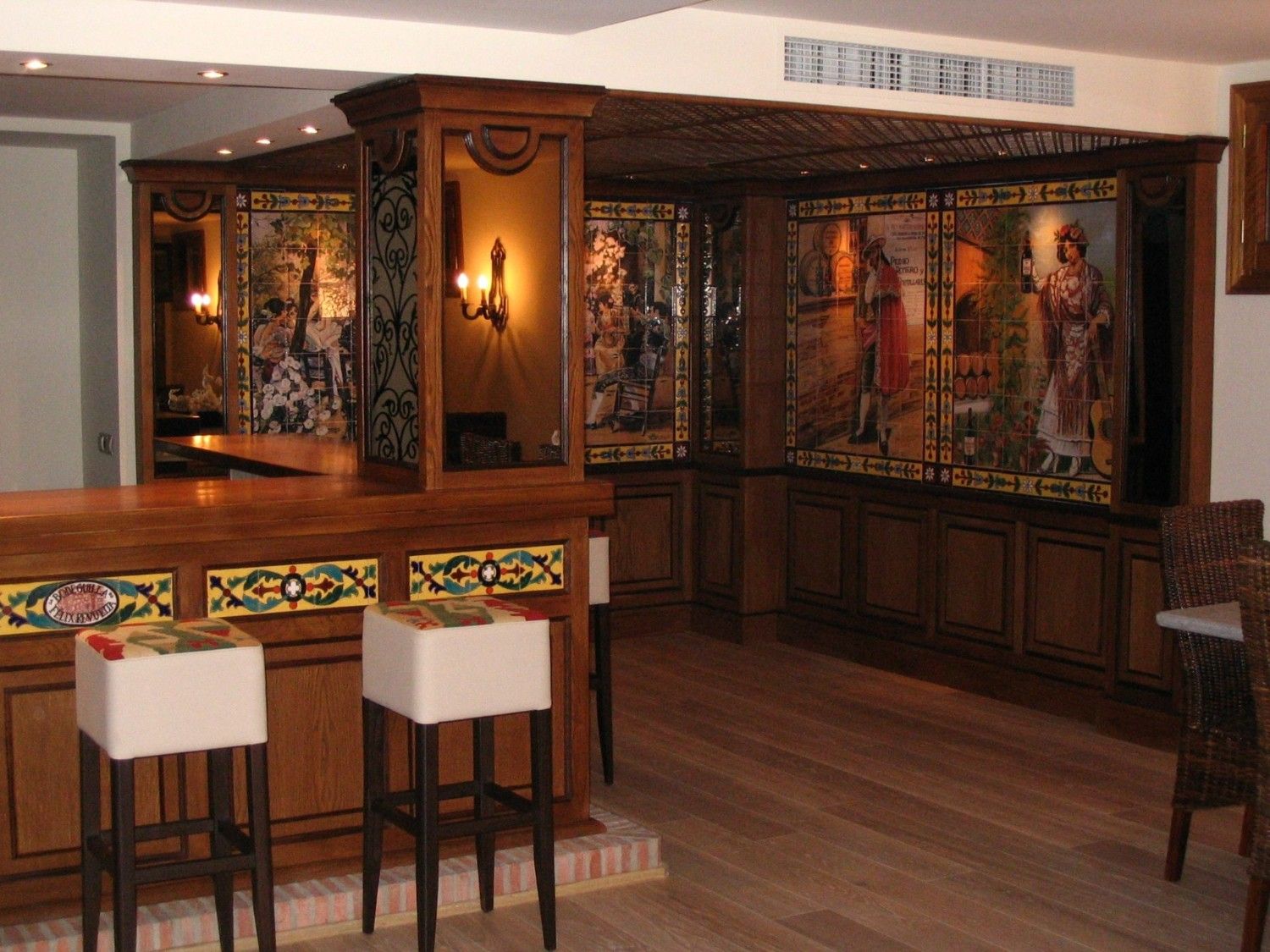Cerámica decorativa a medida para interiores y exteriores